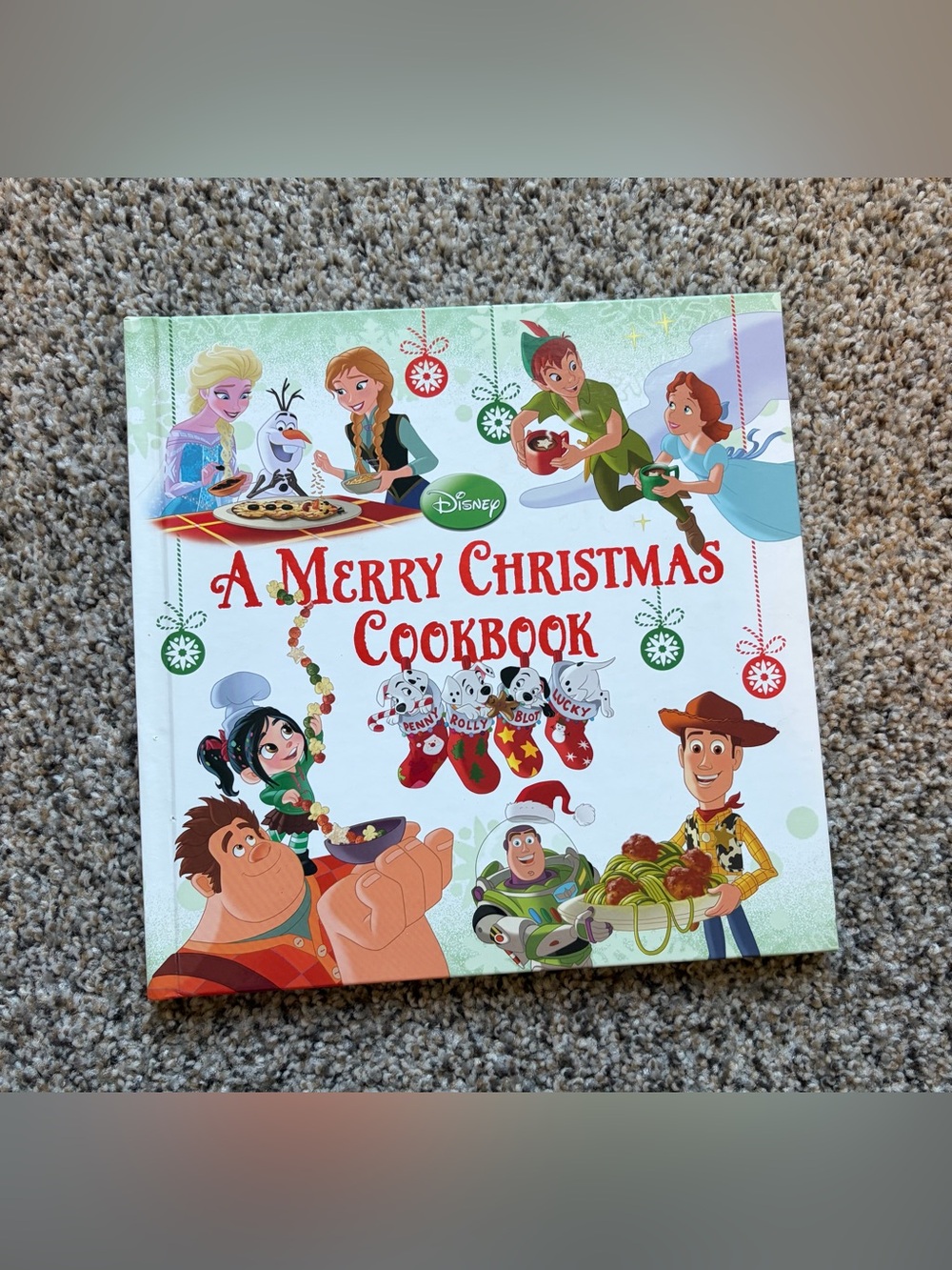 Disney A Merry Christmas Cookbook - Holiday Recipe Book
